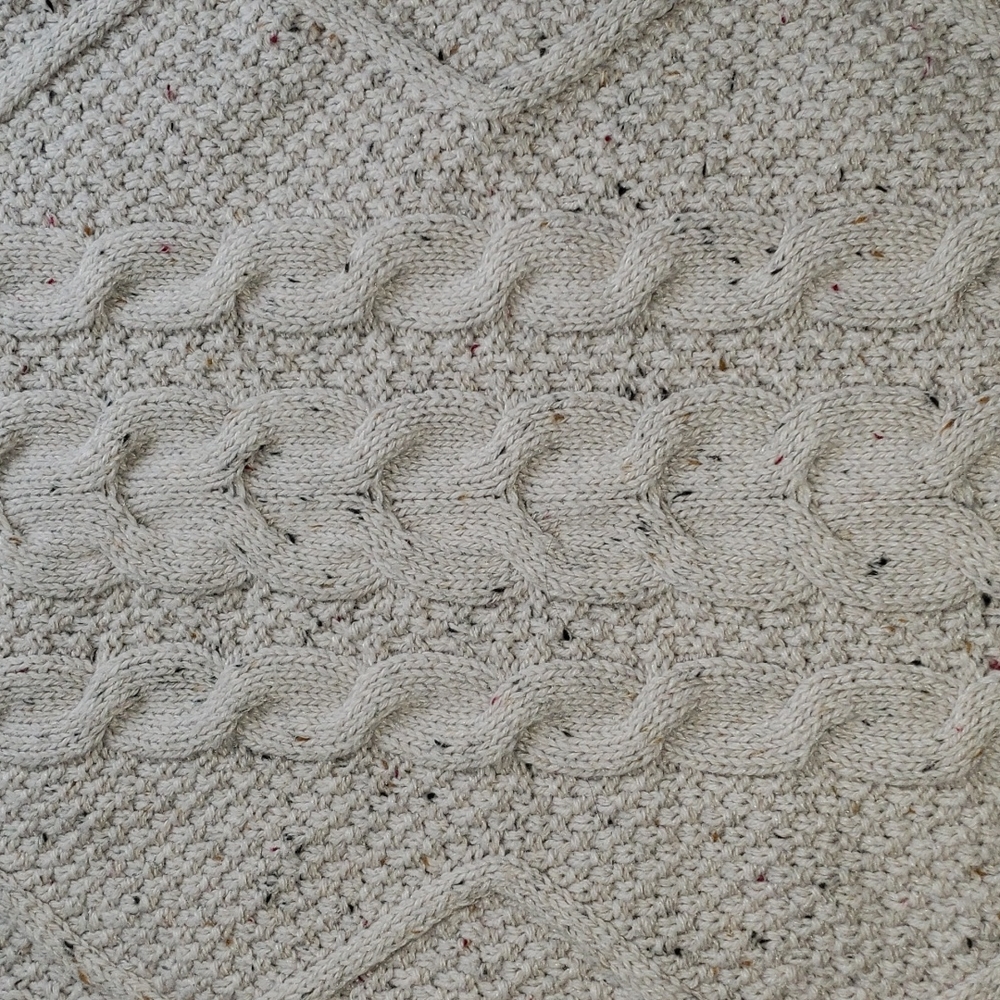 Old Navy off white & confetti cable knit sweater - Picture 7 of 8